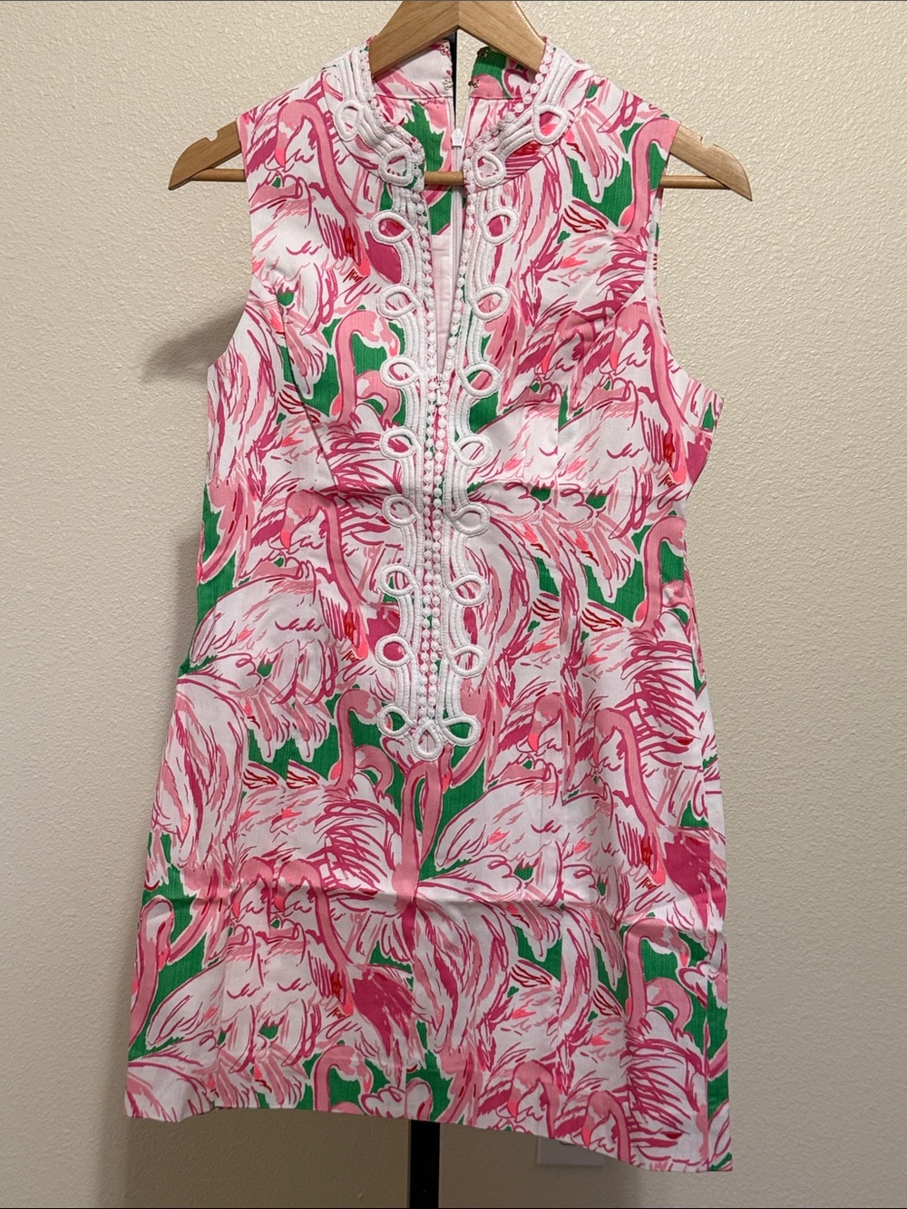 Lilly Pulitzer 💗Sleeveless Pink & Green Flamingo Print Shift Dress - Picture 2 of 15